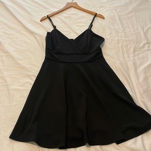 Jun & Ivy Large Black Dress